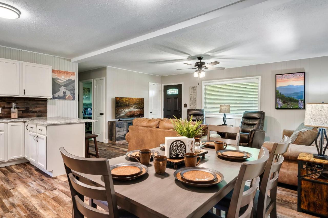 Modern Pigeon Forge Gem Near Dollywood, Gatlinburg & Smokies - 2 Mins To Pkwy & Strip, Hot Tub, Fire Pit, Cable, Hi-Speed Wifi Villa Екстериор снимка